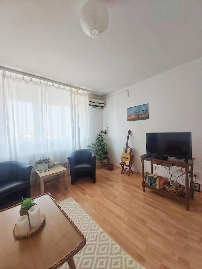 Sunshine Apartment Pancevo Exterior photo