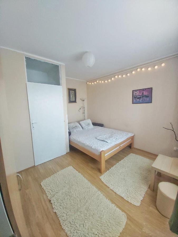 Sunshine Apartment Pancevo Exterior photo